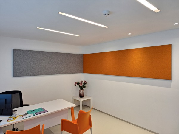 COUSTpanel, orange and grey in doctors practice