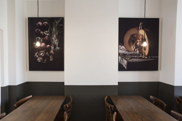 COUSTpanel with pictures in a restaurant