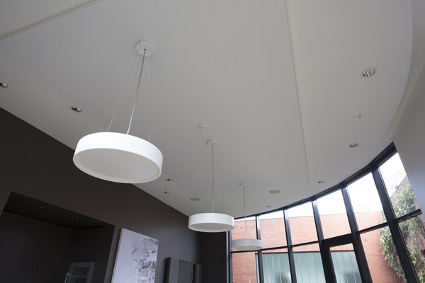 COUSTceiling chez PC Caritas/Karus