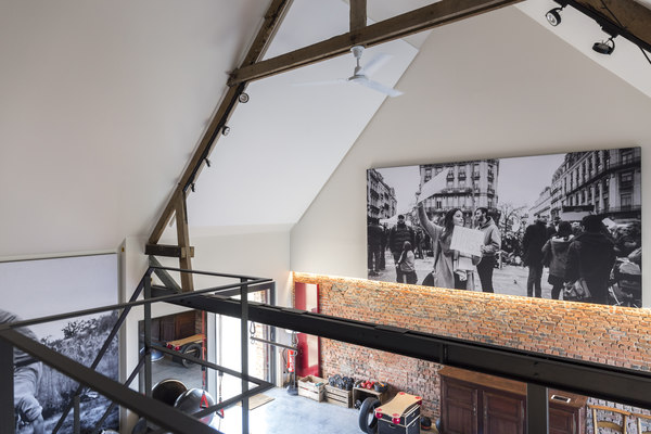COUSTceiling dans le studio Fermspel